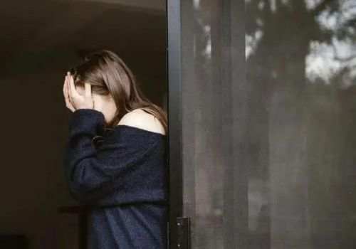 婚姻中写不接电话离婚要净身出户有效吗